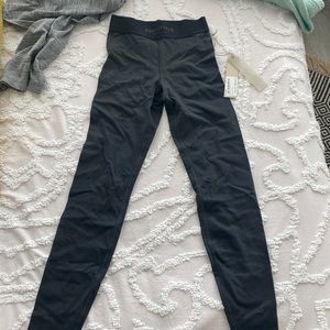 Essentials fear of god black leggings